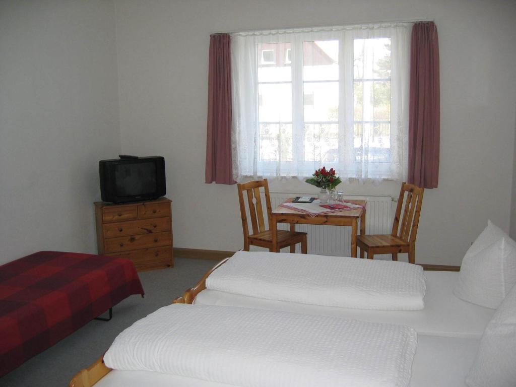 Hotel Fliegerhorst Drážďany Exteriér fotografie